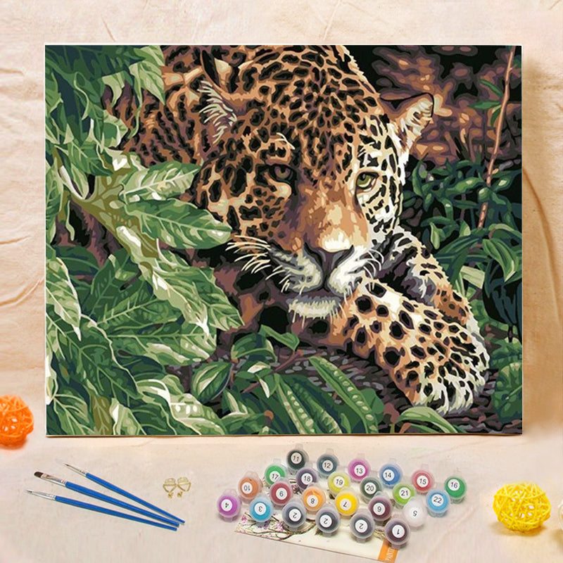 DIY Painting By Numbers - Crunching Leopard (16"x20" / 40x50cm)